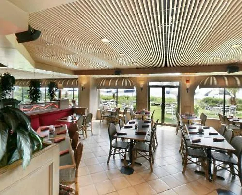 Princess Royale Oceanfront Resort 4*