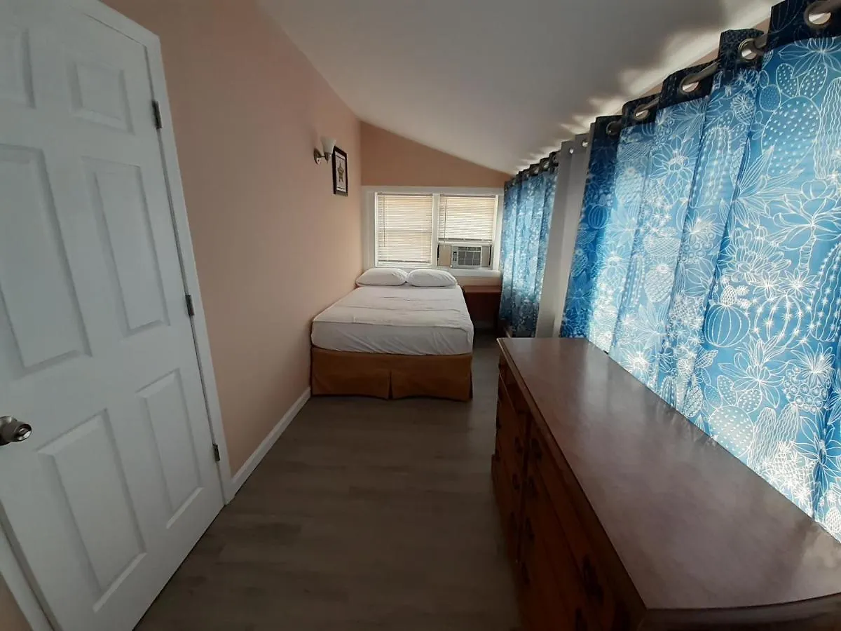 Atlantic Breeze & 2* Ocean City