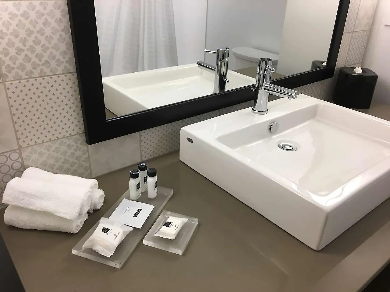 Country & By Radisson Ocean 4*