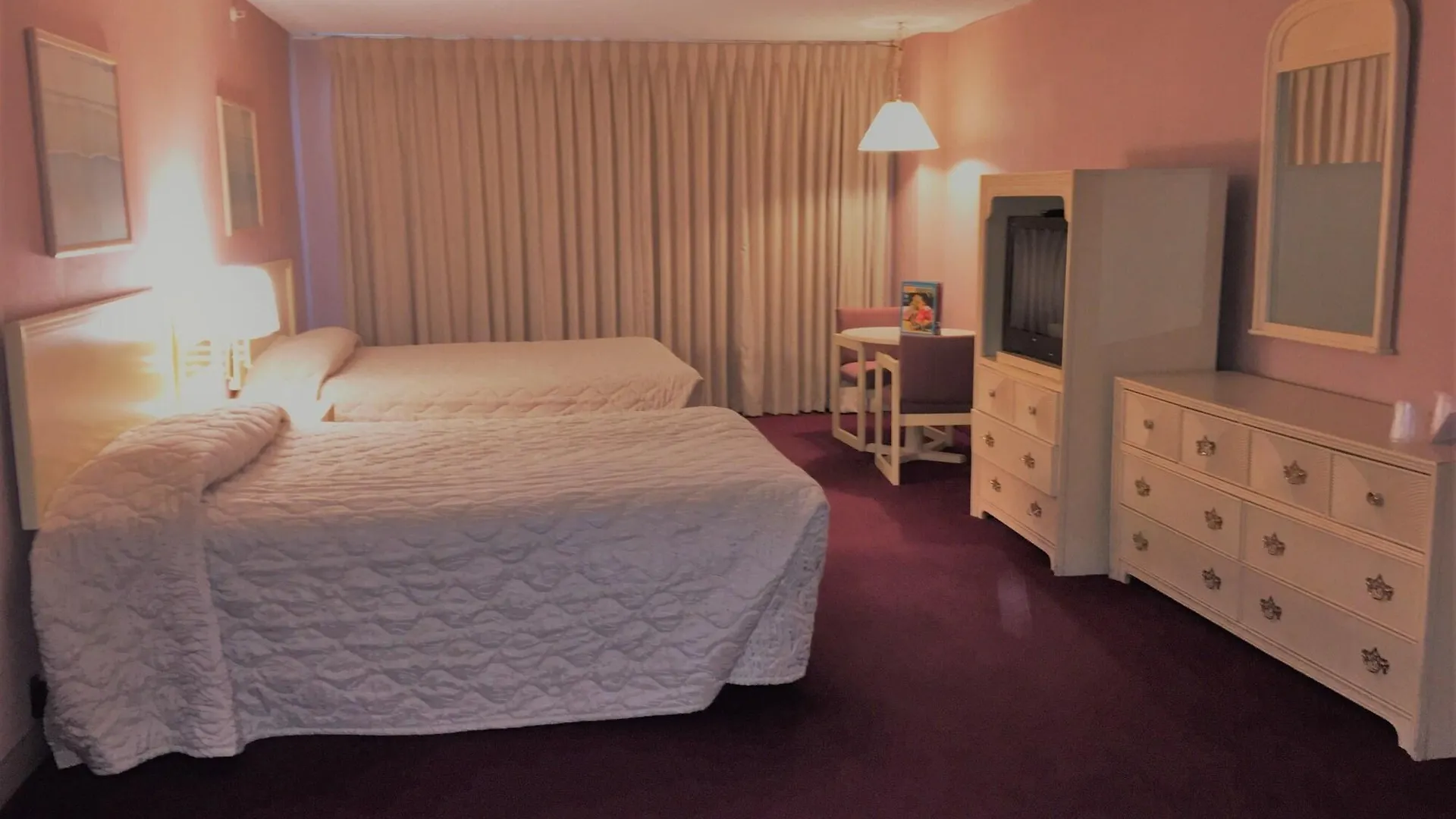 Americana Boardwalk Hotel