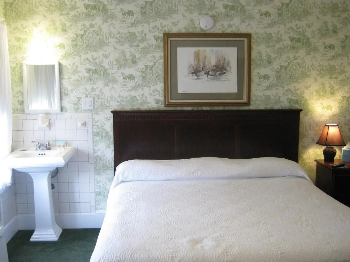 Atlantic Hotel, Inc Hotel *
