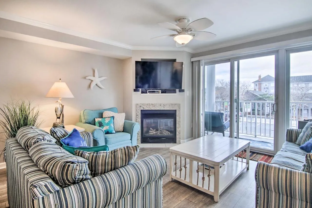 Apartamento Ocean Spacious Balcony, Walk To Beach!