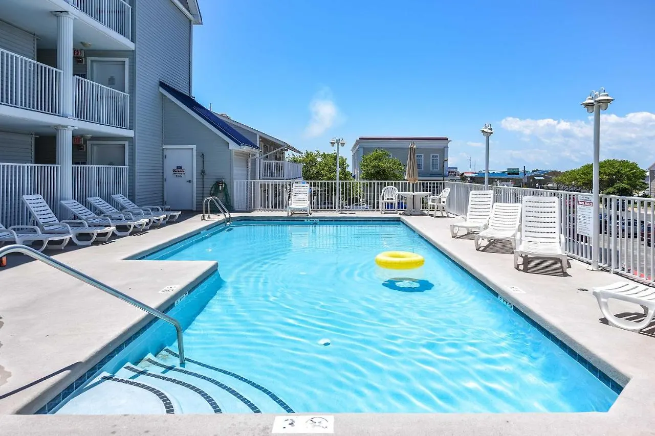 Apartamento Ocean Spacious Balcony, Walk To Beach!