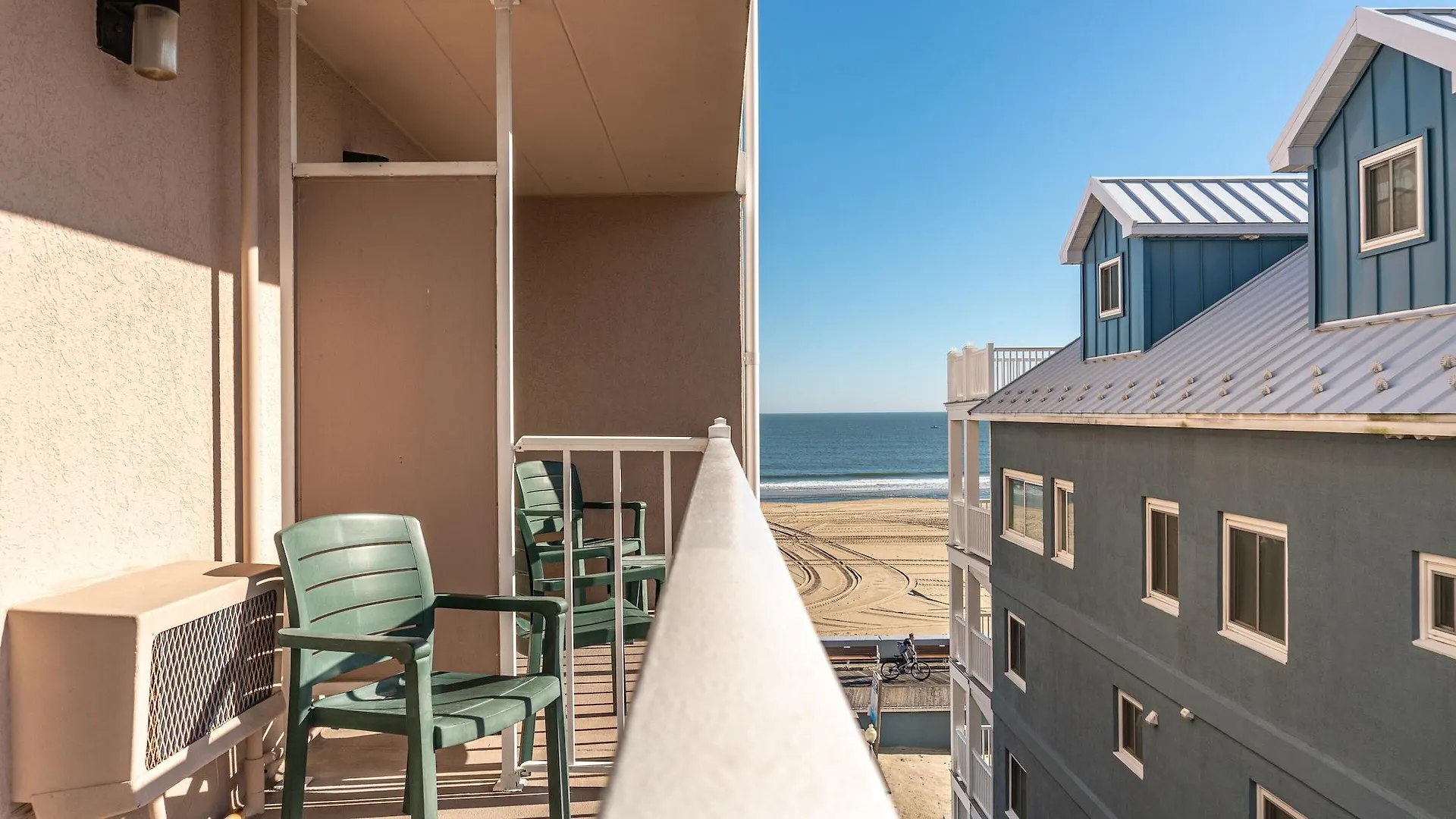 Comfort Ocean Boardwalk