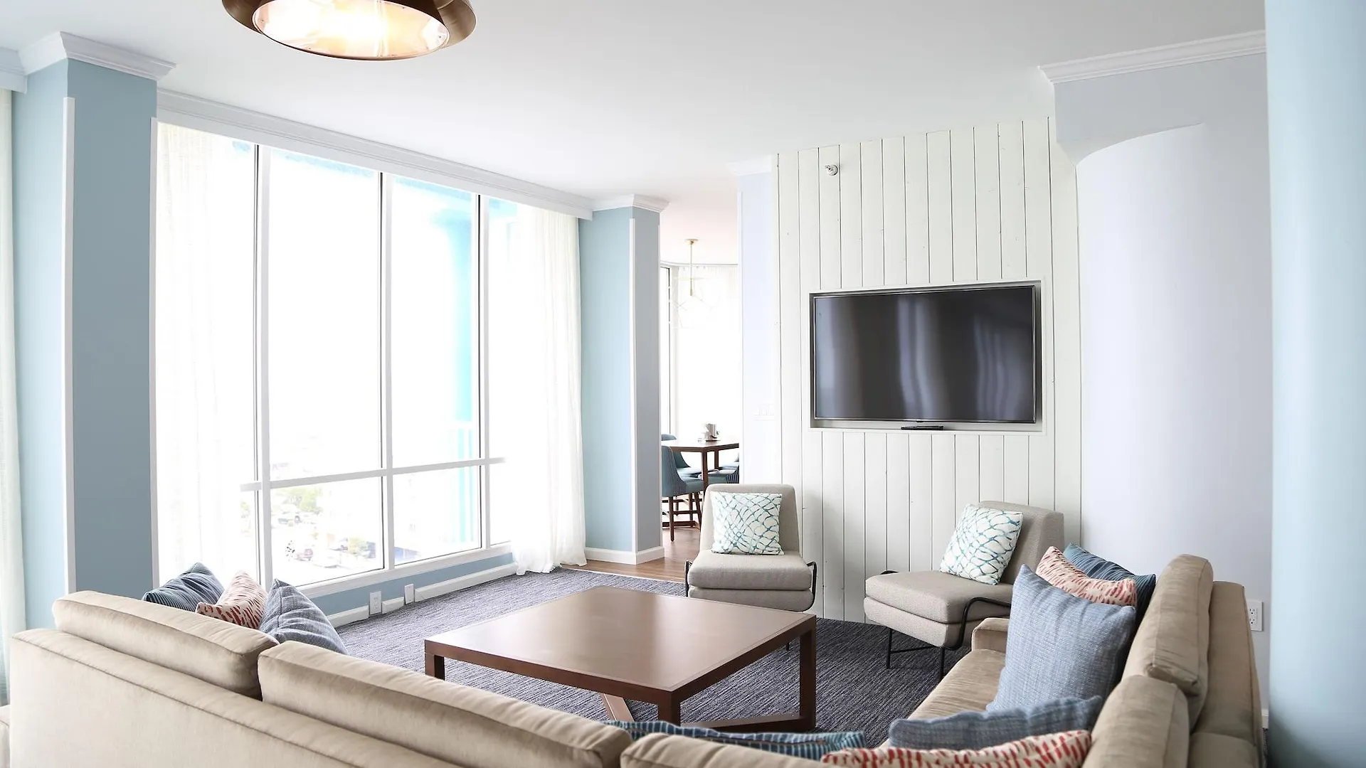 Doubletree By Hilton Ocean Oceanfront Hotel Ocean City