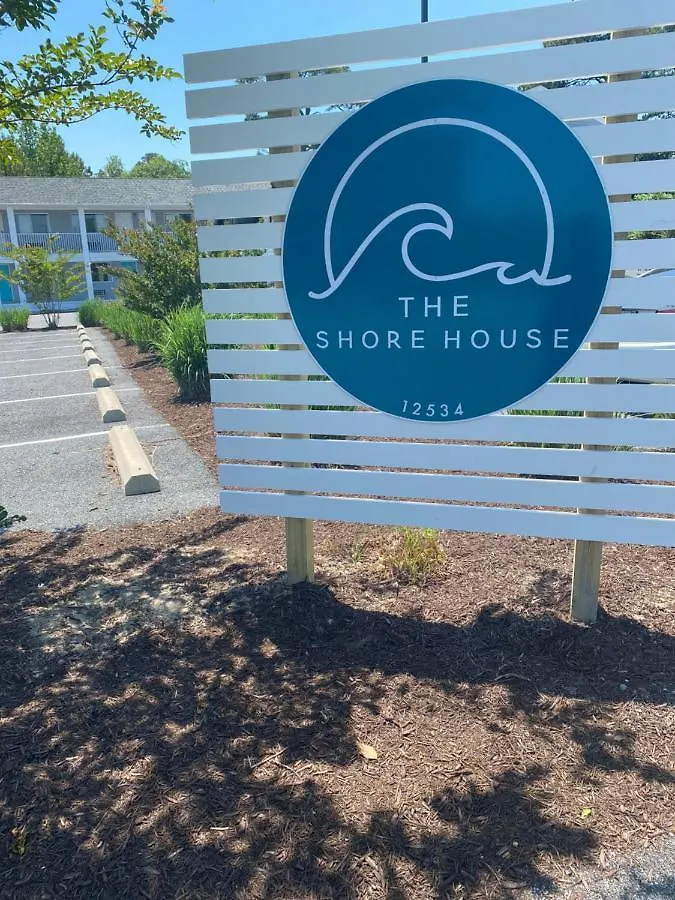 Motel The Shorehouse 2*