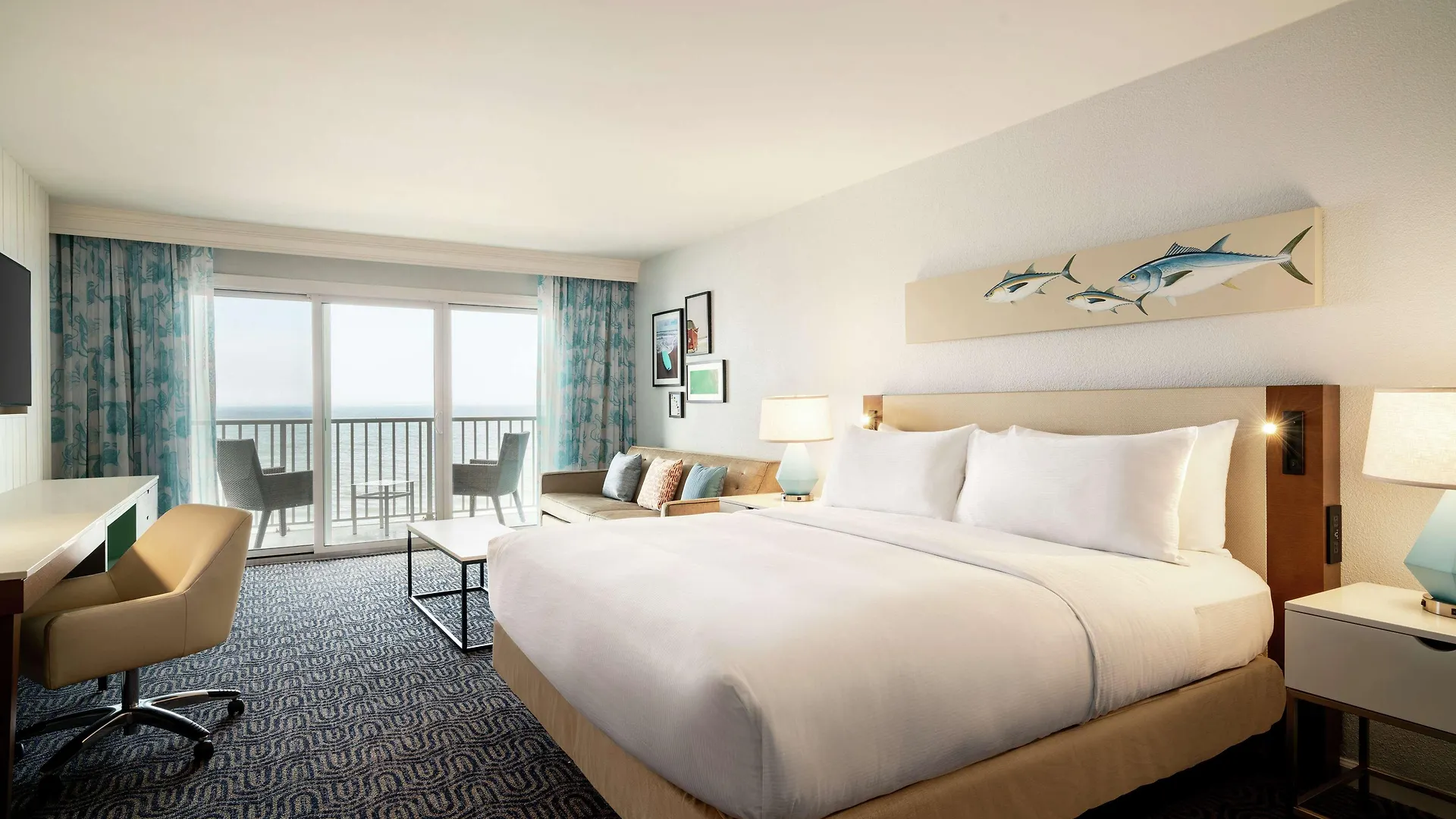 Doubletree By Hilton Ocean Oceanfront 4*