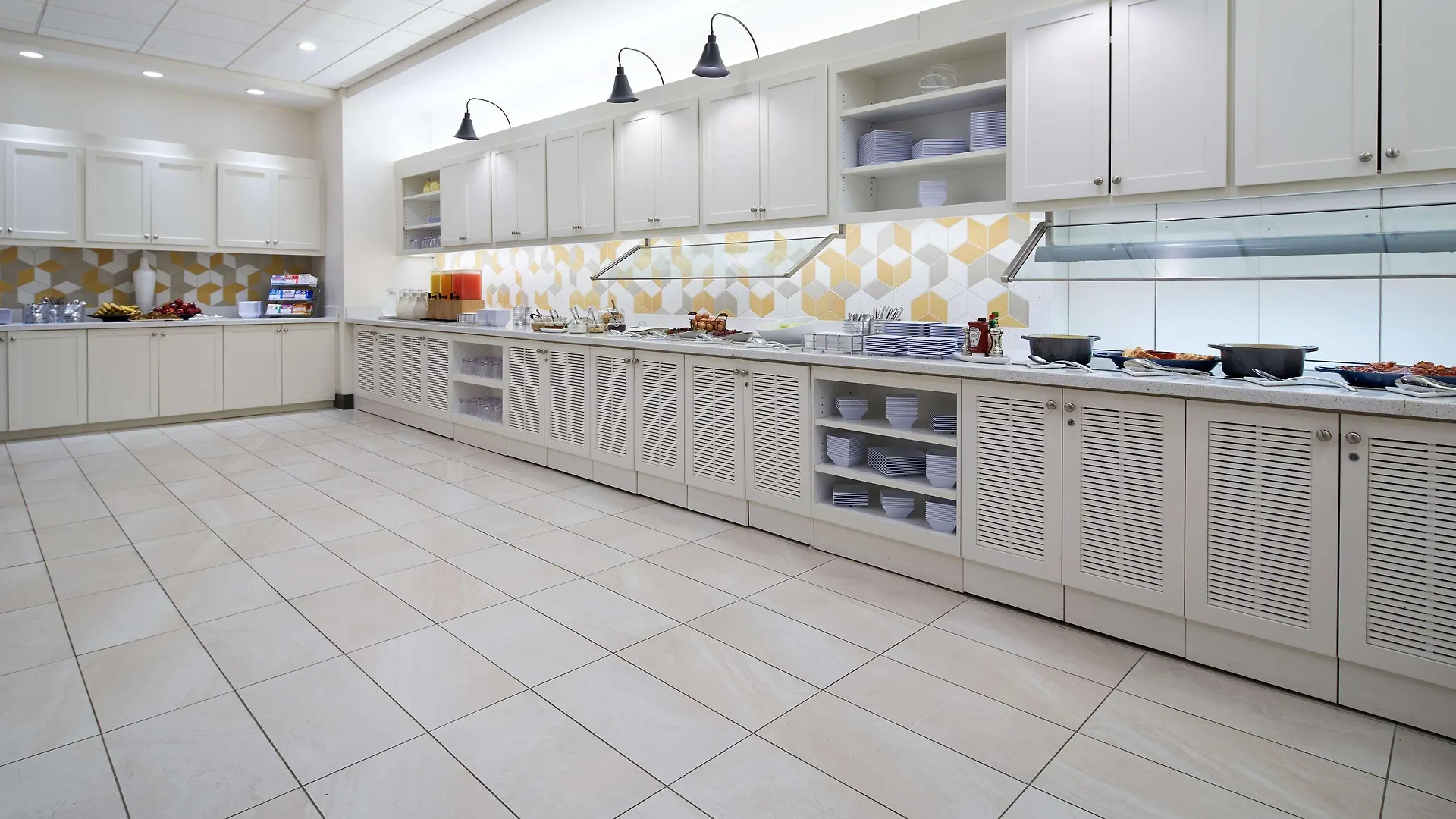 Hyatt Place Ocean Oceanfront מלון 3*