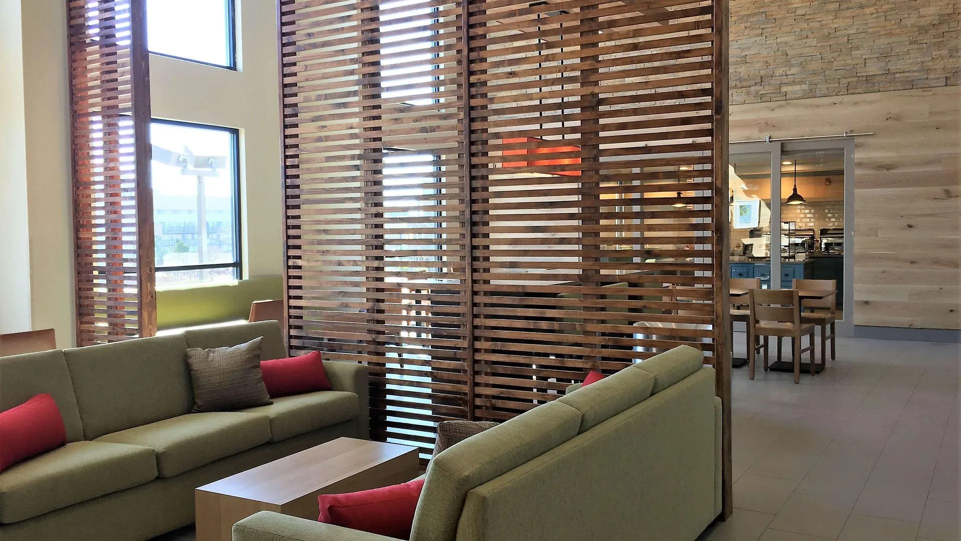 Otel Country & By Radisson Ocean
