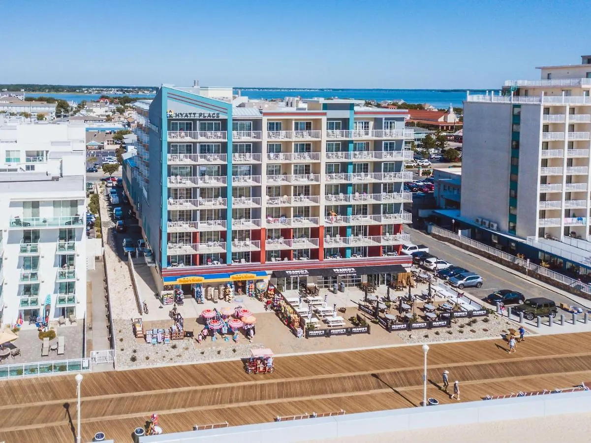 Hyatt Place Ocean Oceanfront מלון