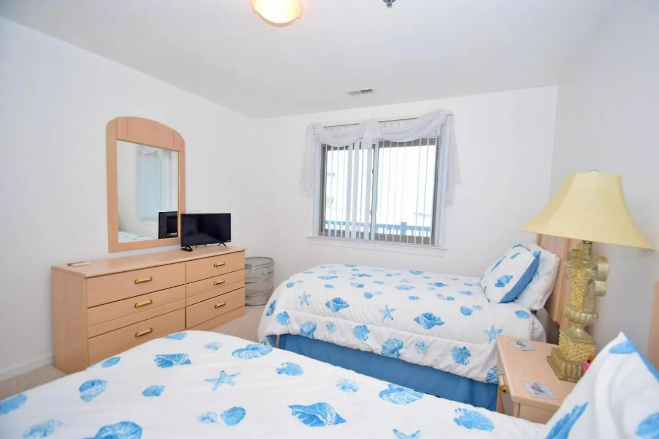 Harbour Club G7 Apartmán *