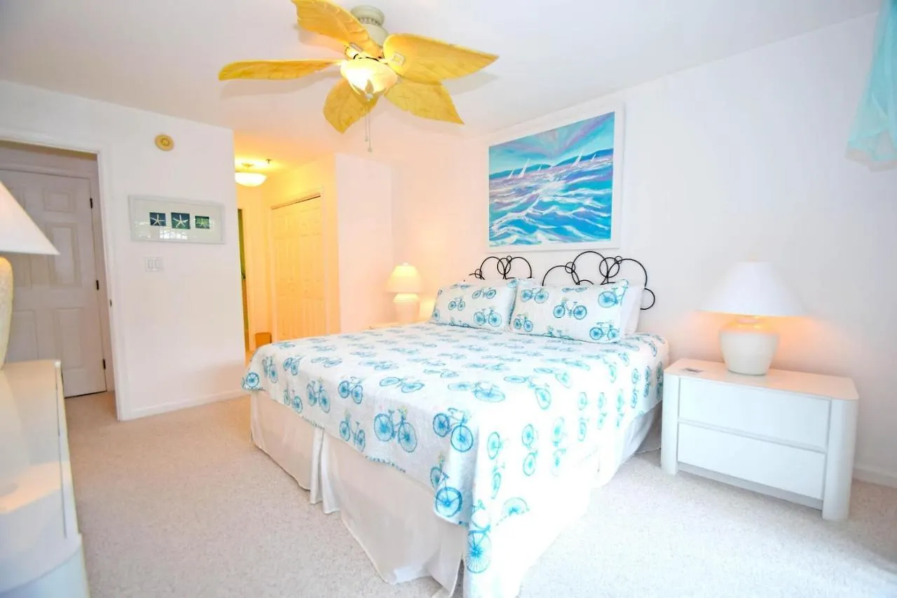 Harbour Club G7 Apartmán *
