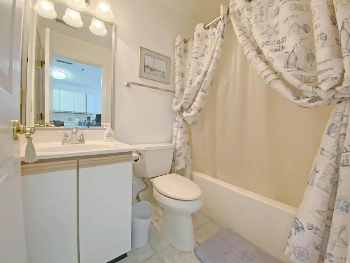 Harbour Club G7 Apartmán *