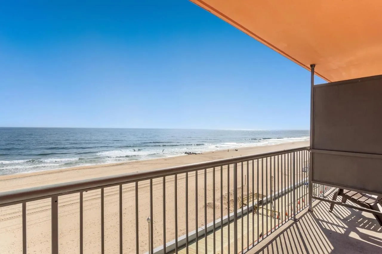 Americana Boardwalk Hotel 4*