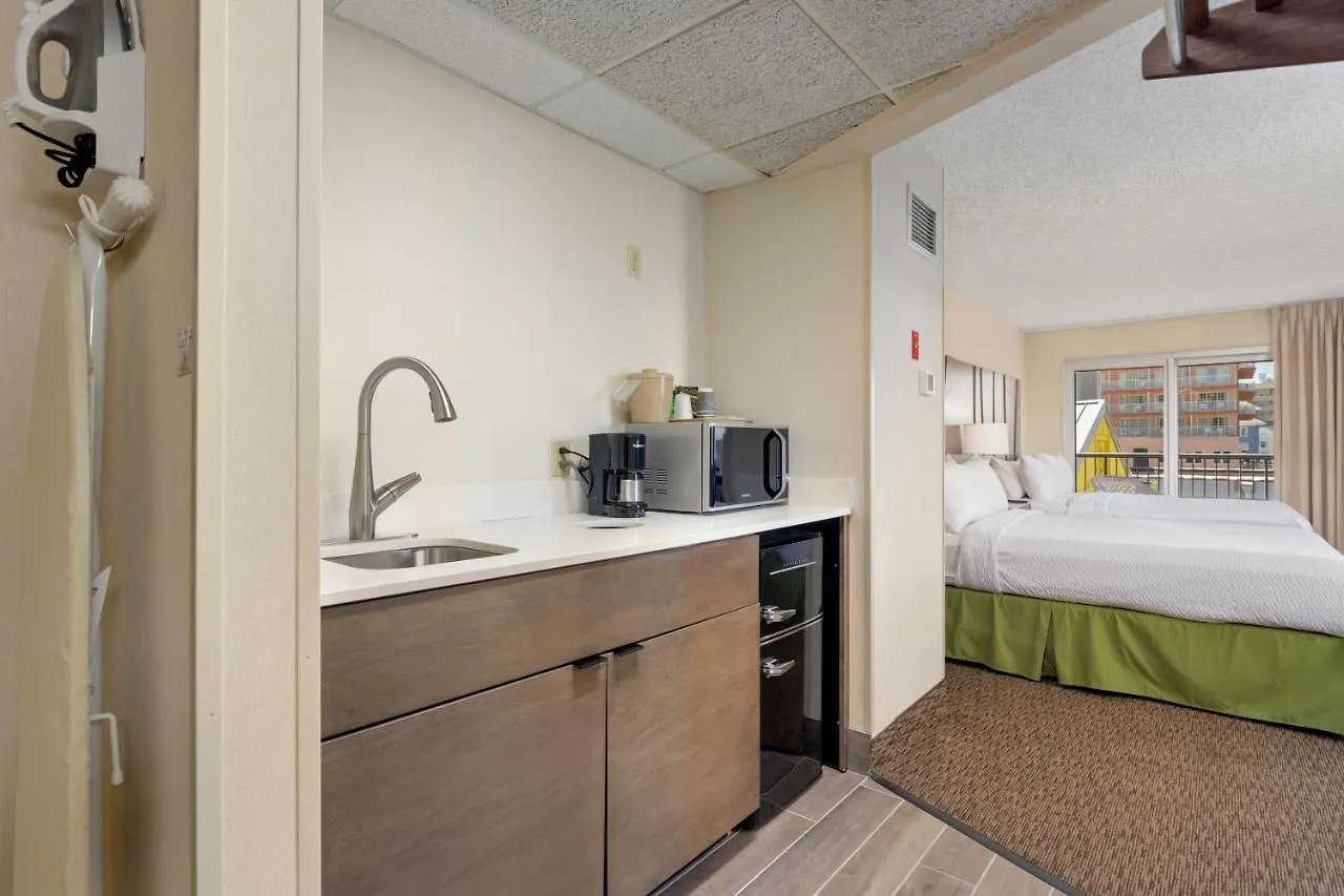 Americana Boardwalk Hotel 4*