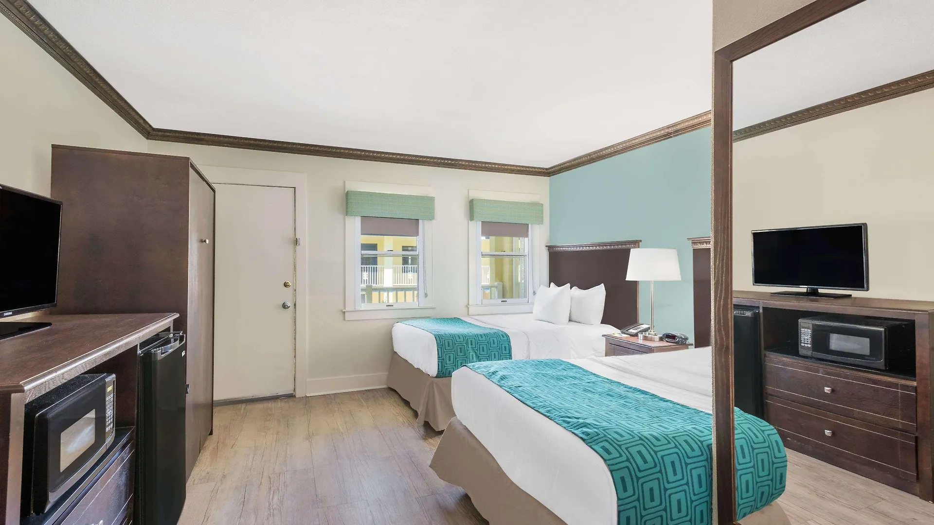 Hotel Days By Wyndham Ocean Oceanfront Ocean City