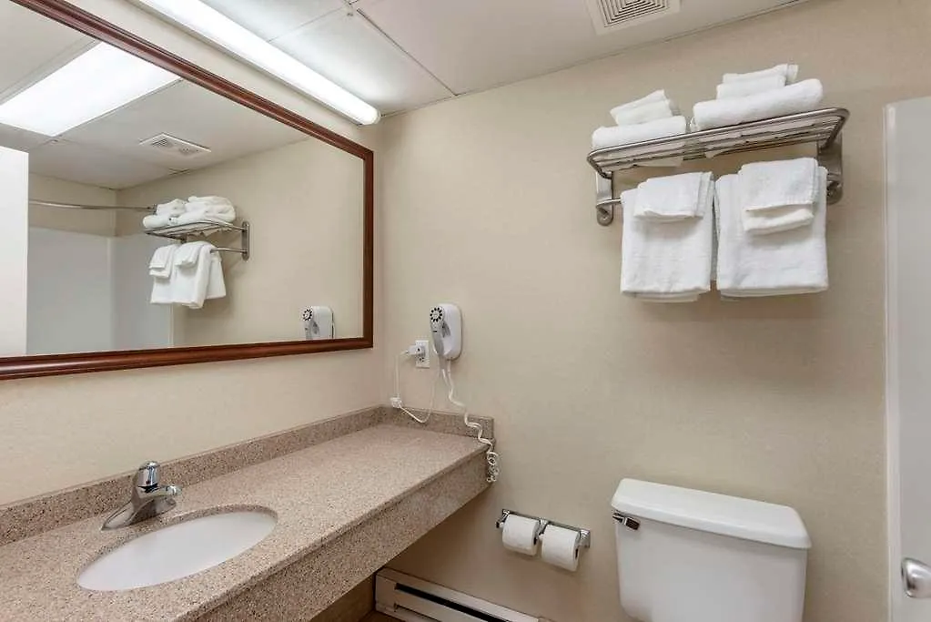 Quality Ocean Beachfront Hotel
