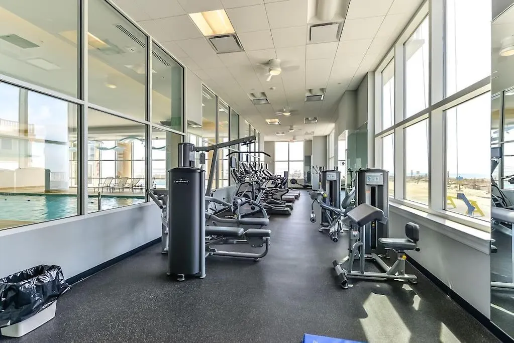 Gateway Grand - Huge With Outdoor Veranda And Pools