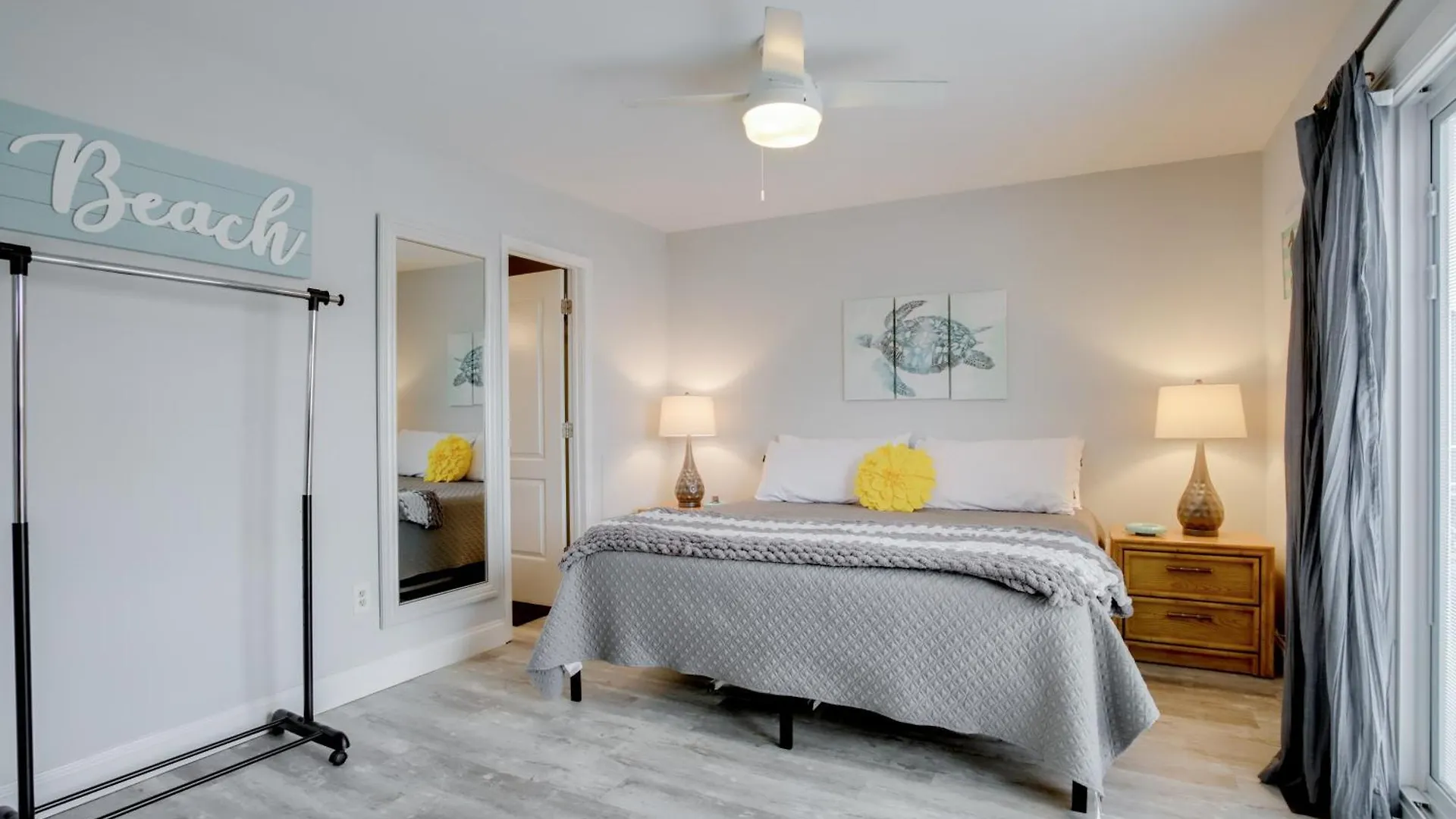Remodeled Ocean Getaway With Harbor Views!