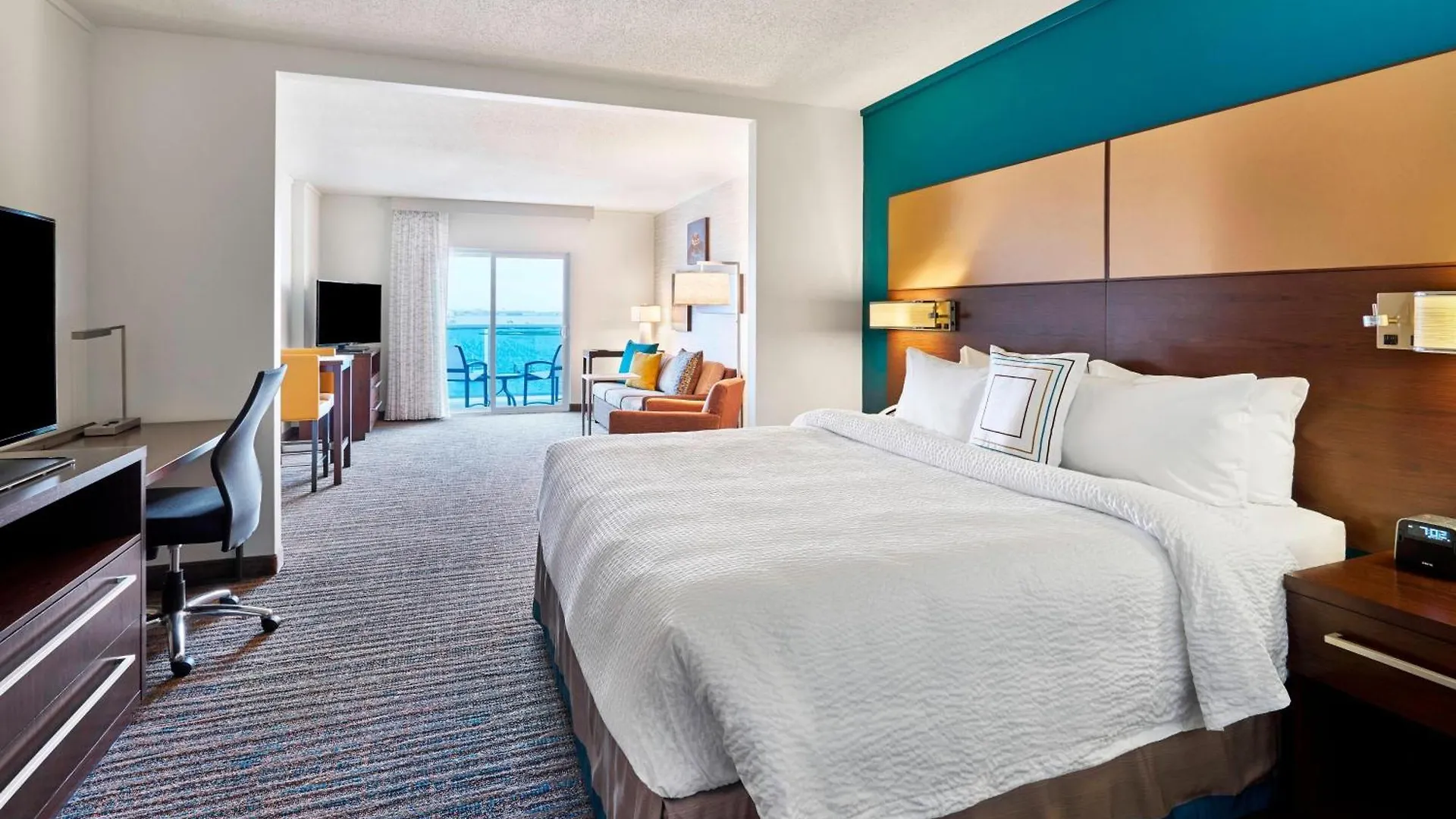 Hotel By Marriott Ocean