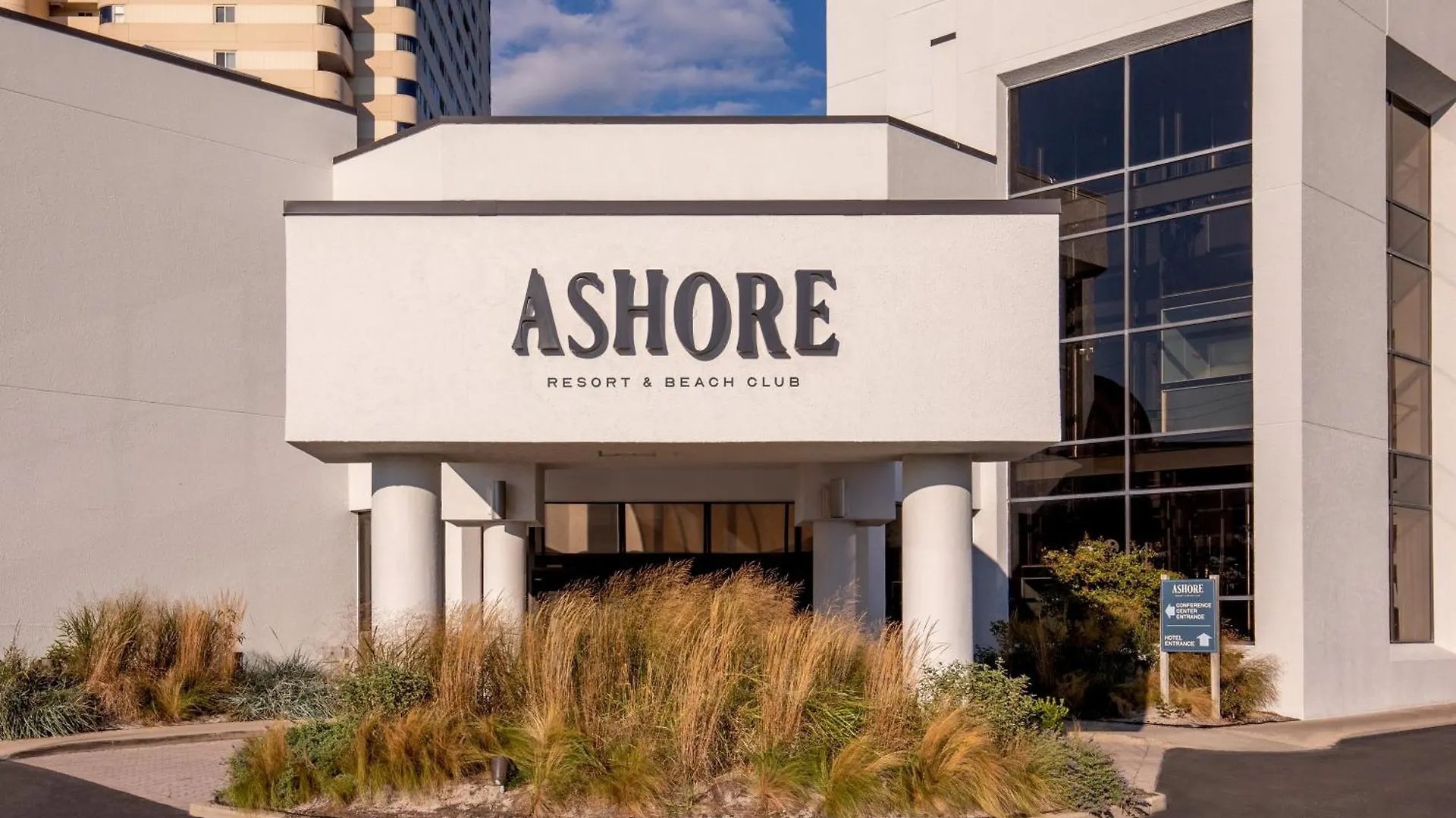 Hotel Ashore & Club 3*