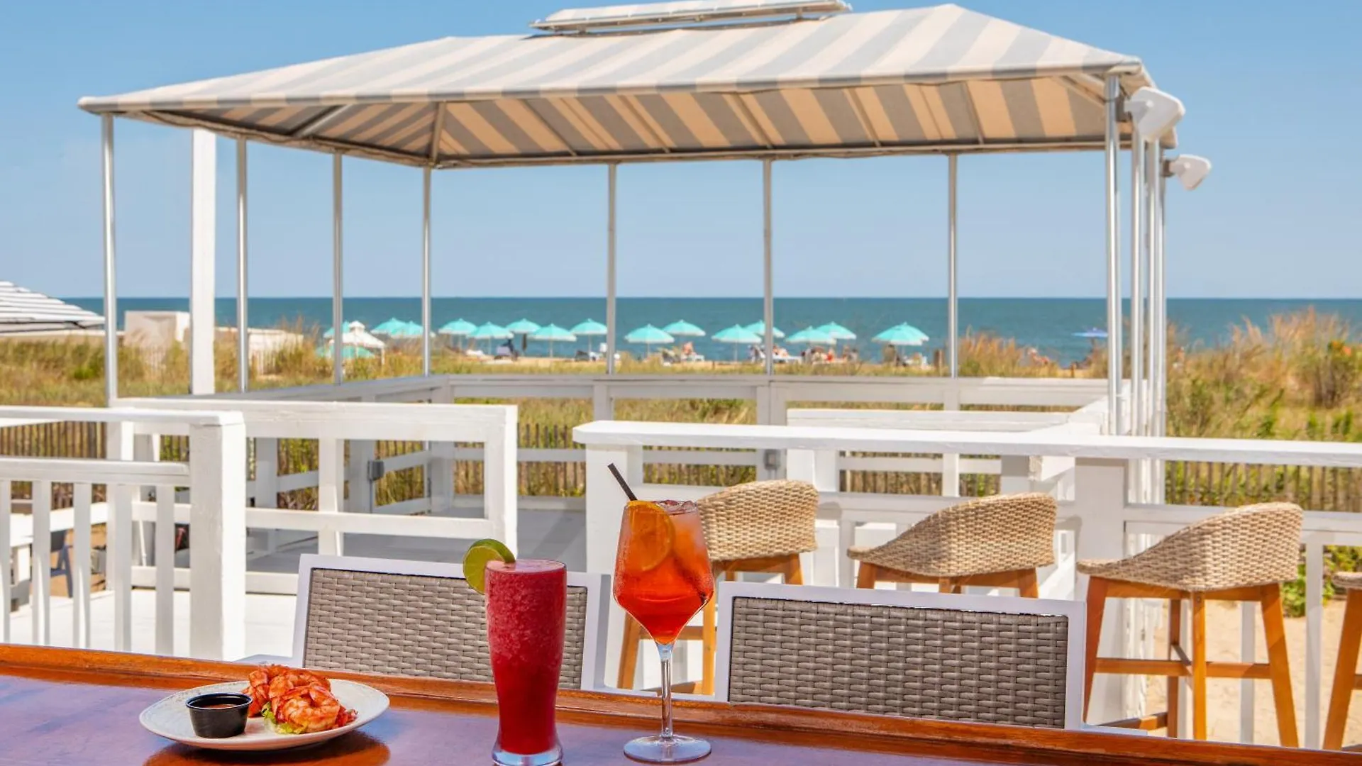 Ashore & Club Hotel