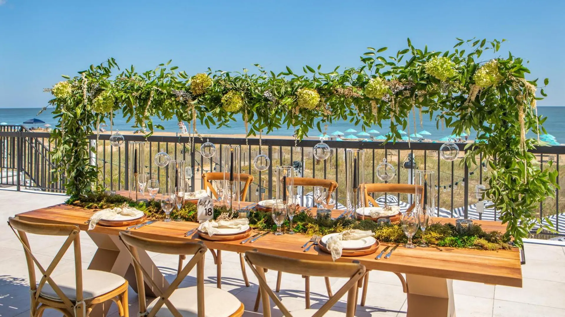 Hotel Ashore & Club