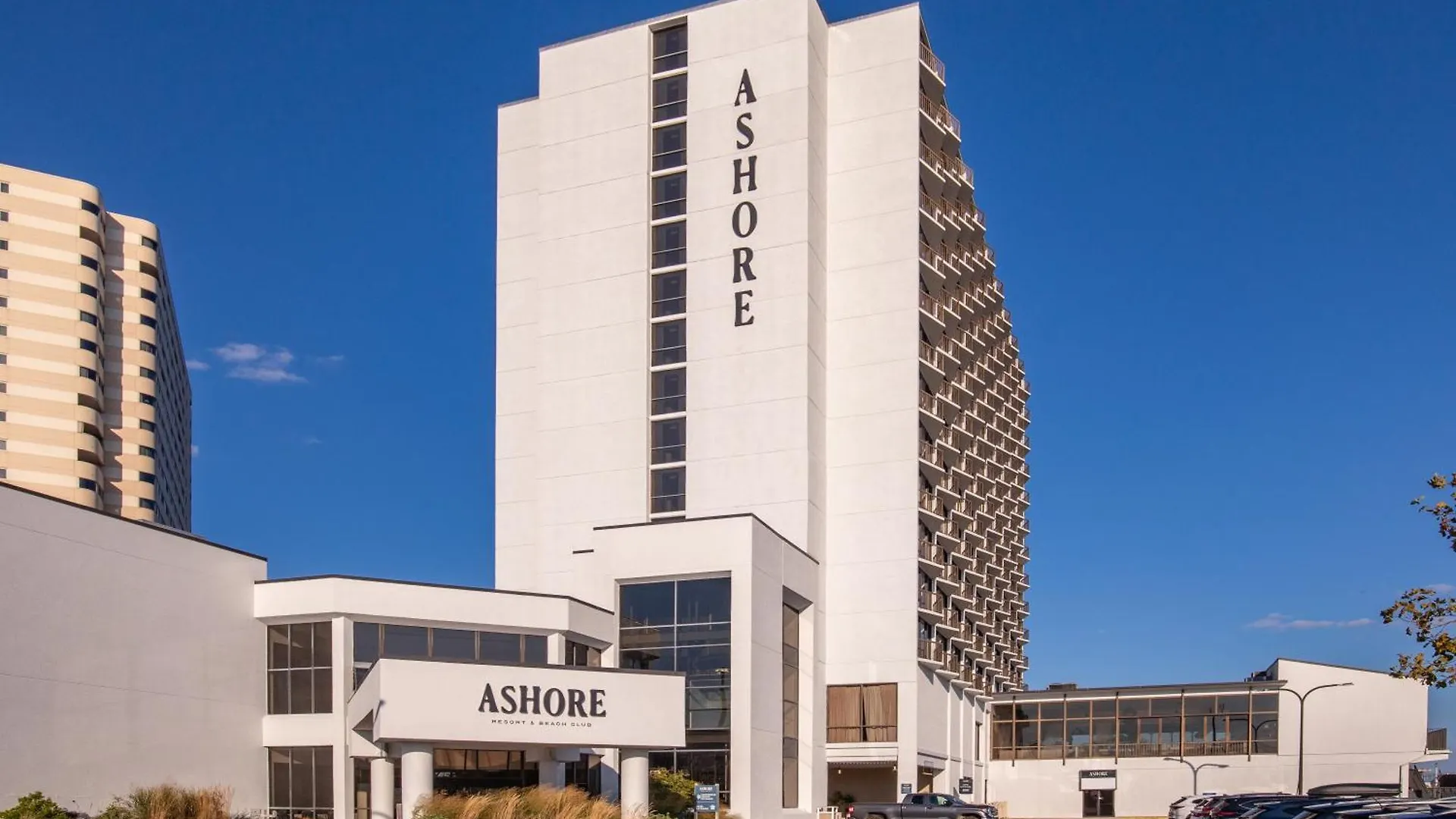 Hotel Ashore & Club 3*