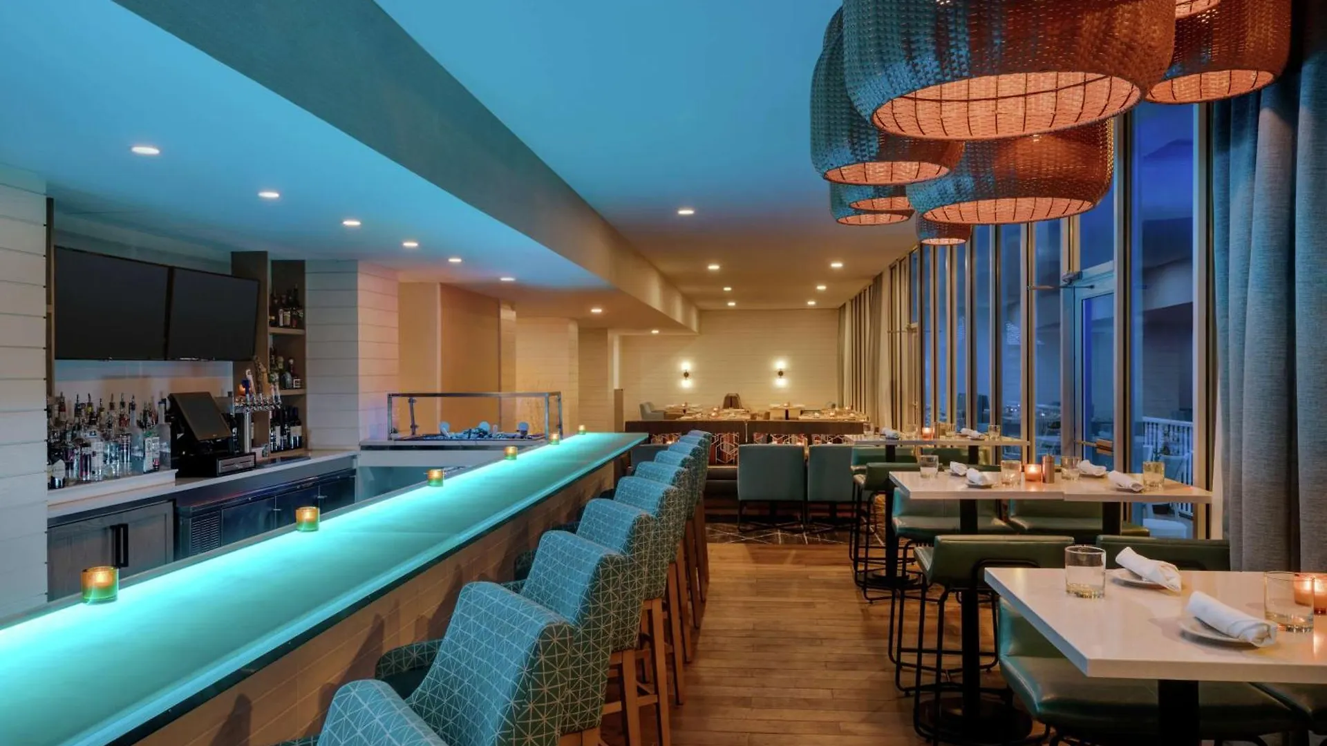 Doubletree By Hilton Ocean Oceanfront