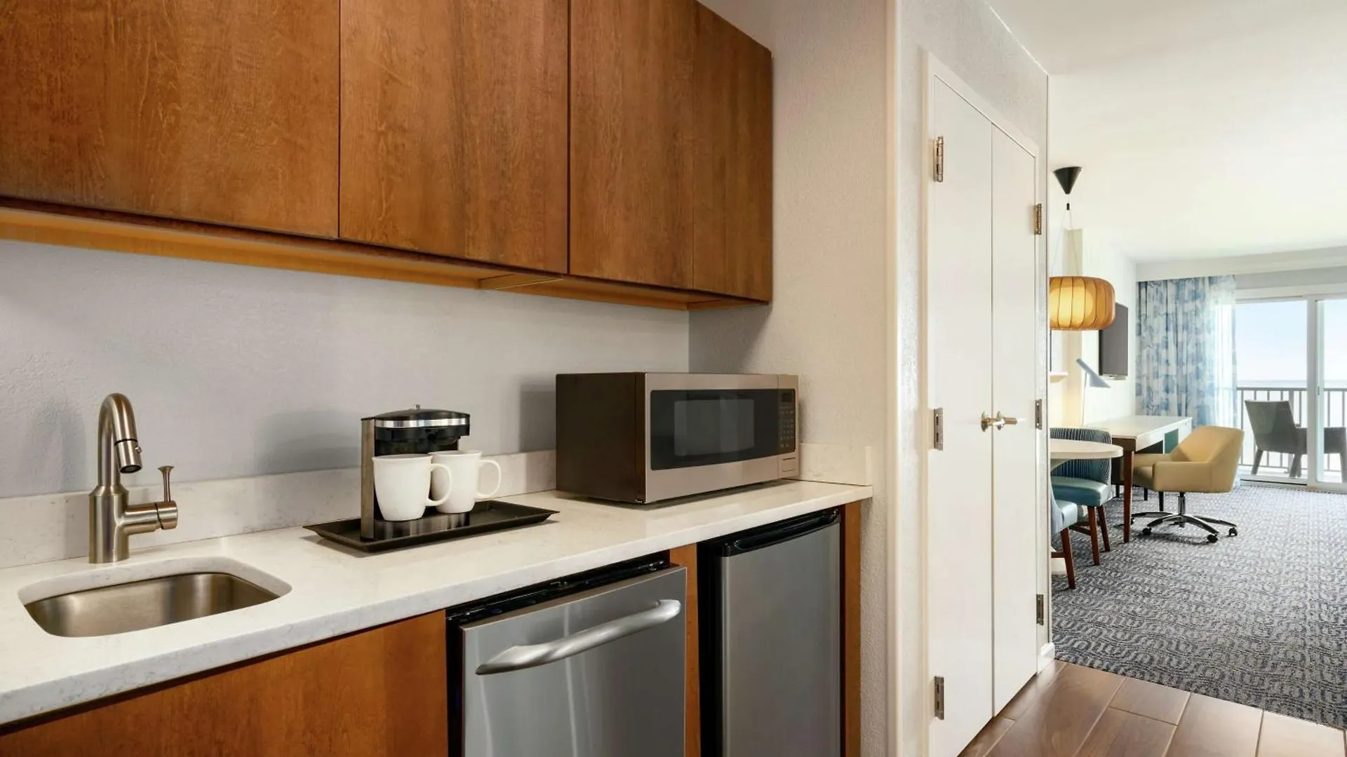 Doubletree By Hilton Ocean Oceanfront Hotel 4*