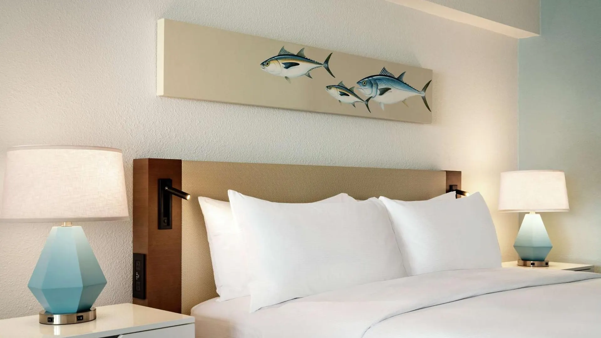 Doubletree By Hilton Ocean Oceanfront 4*