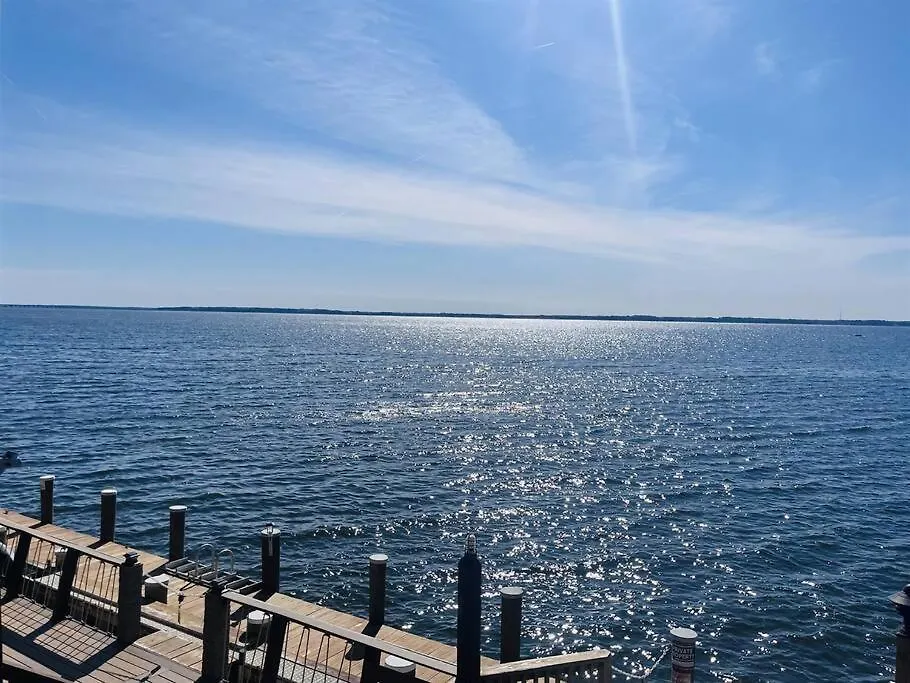 Bayfront With Amazing Views