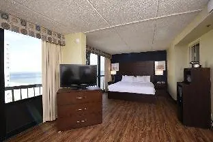 Hotel Ashore & Club
