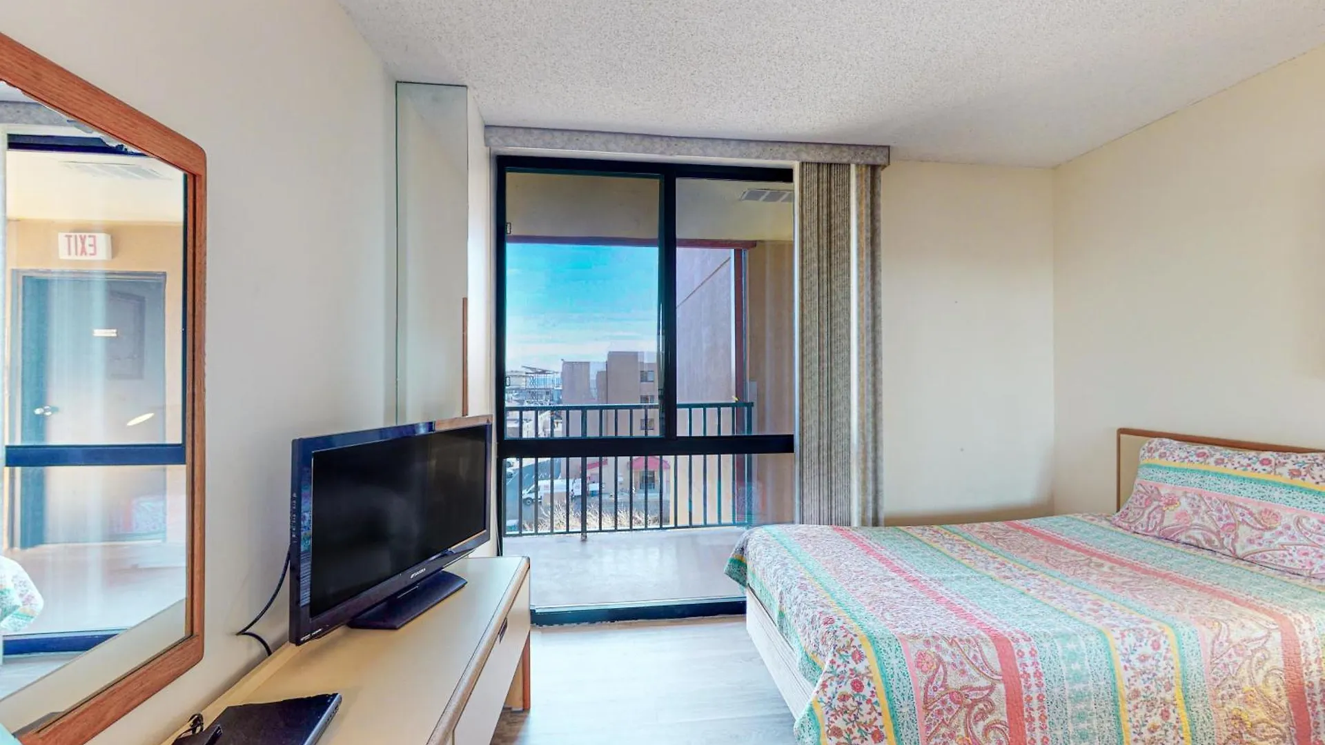 Apartment Pointe On The Bay