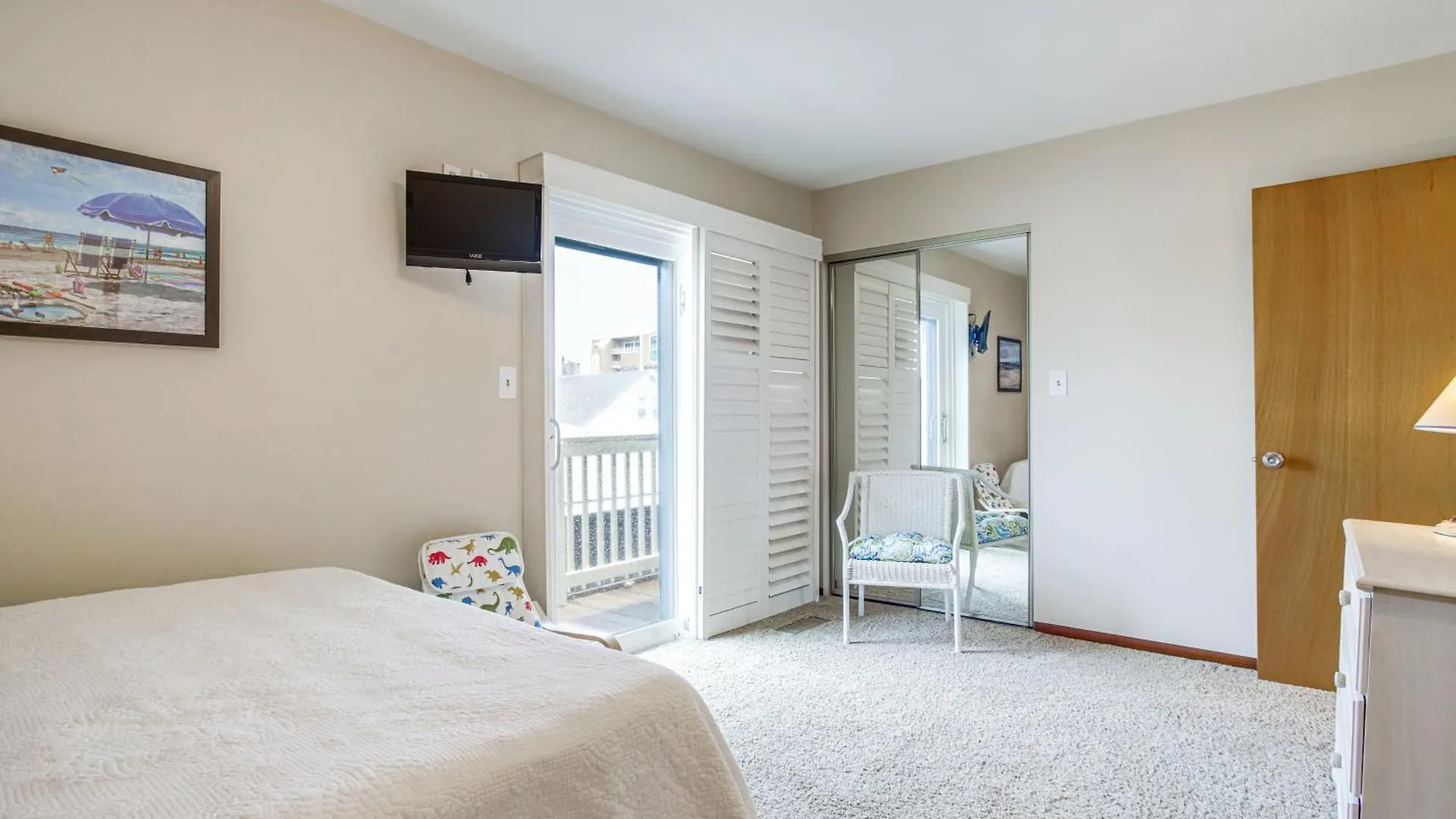Ocean Getaway, Steps To The Boardwalk! * Ocean City