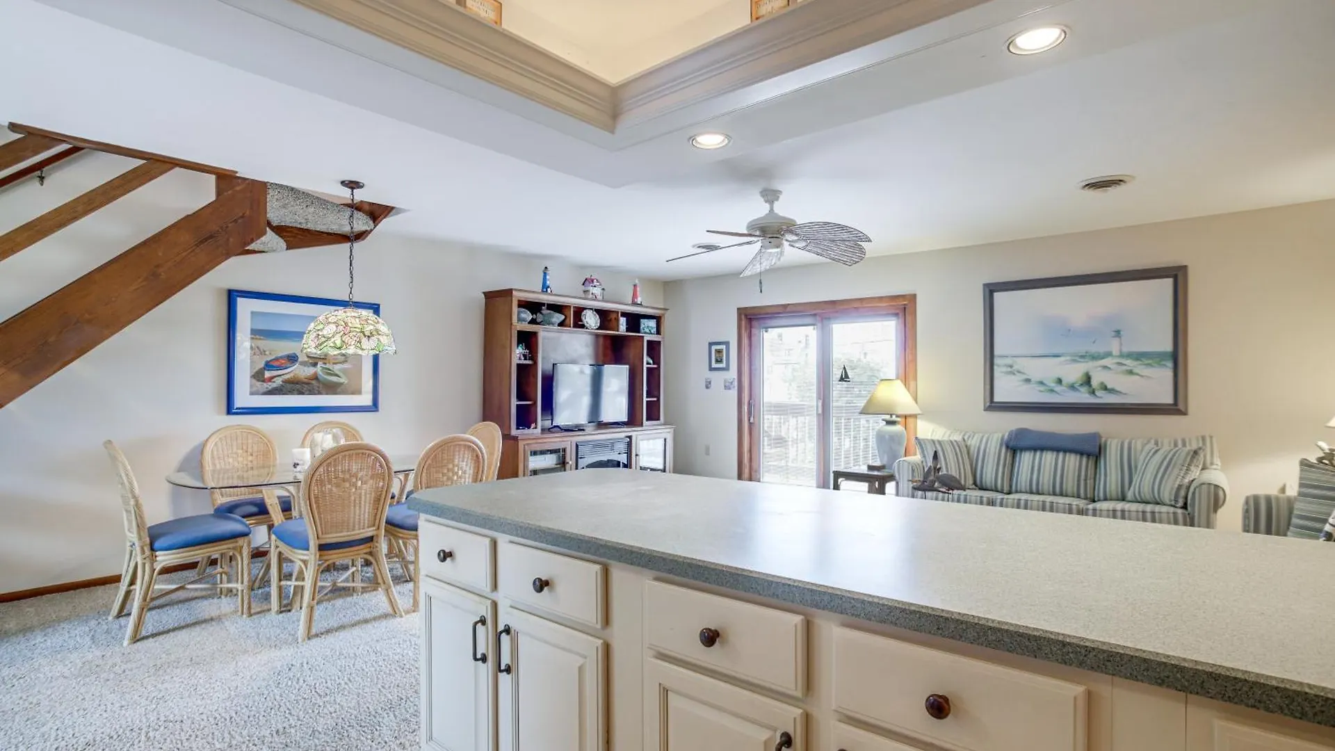 Ocean Getaway, Steps To The Boardwalk! Holiday home