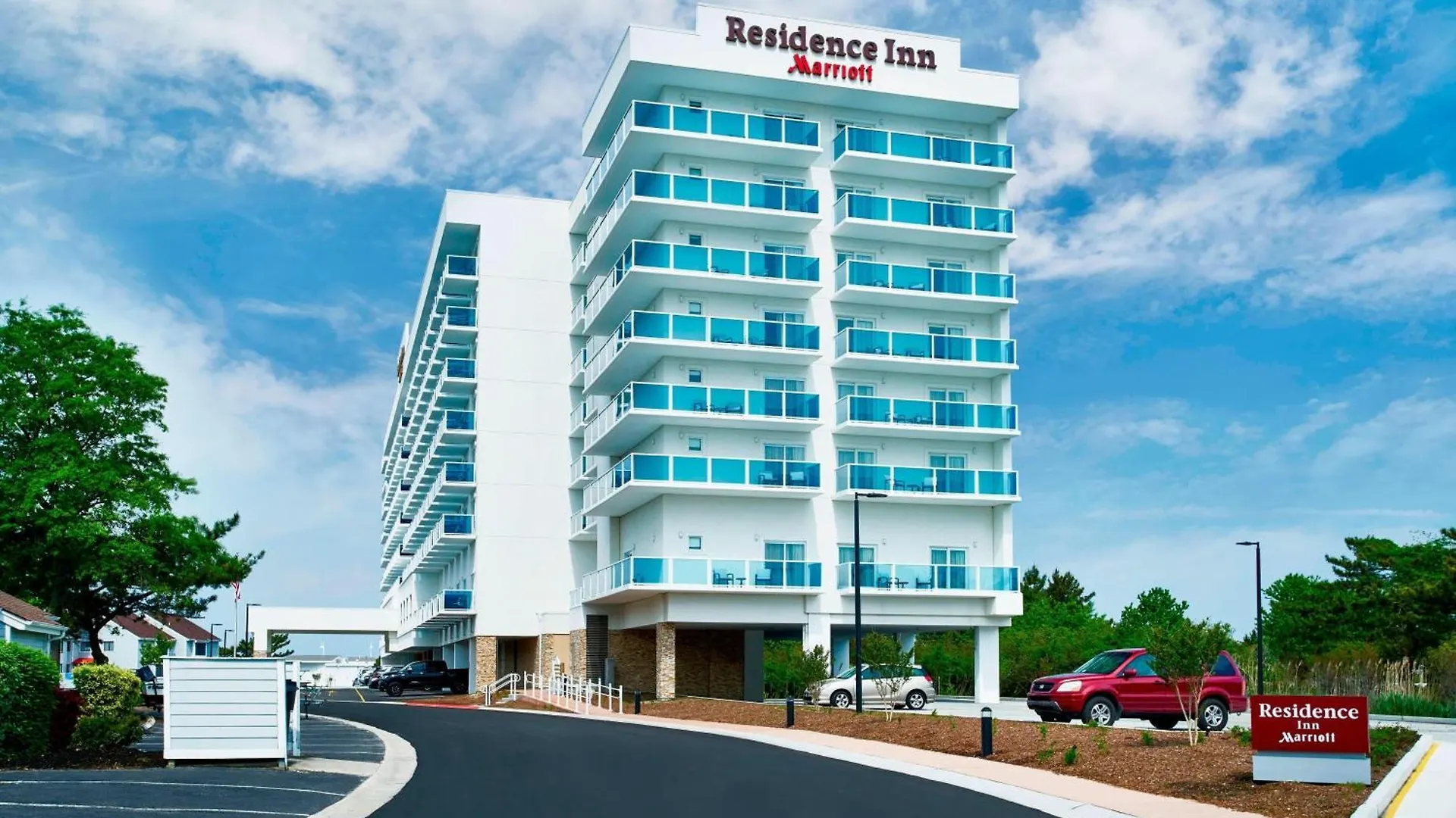 By Marriott Ocean