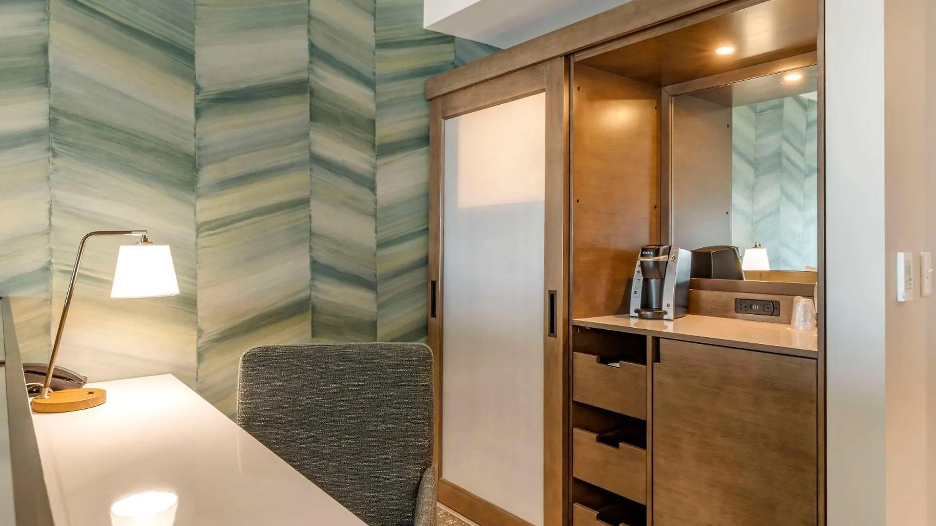 Cambria Ocean - Bayfront 3*