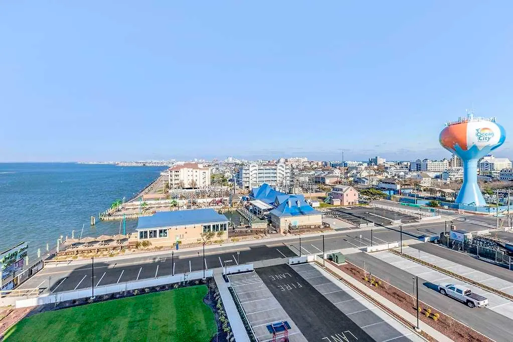 Otel Cambria Ocean - Bayfront