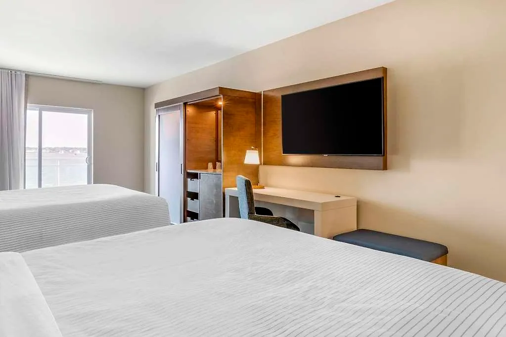 Cambria Ocean - Bayfront Otel 3*