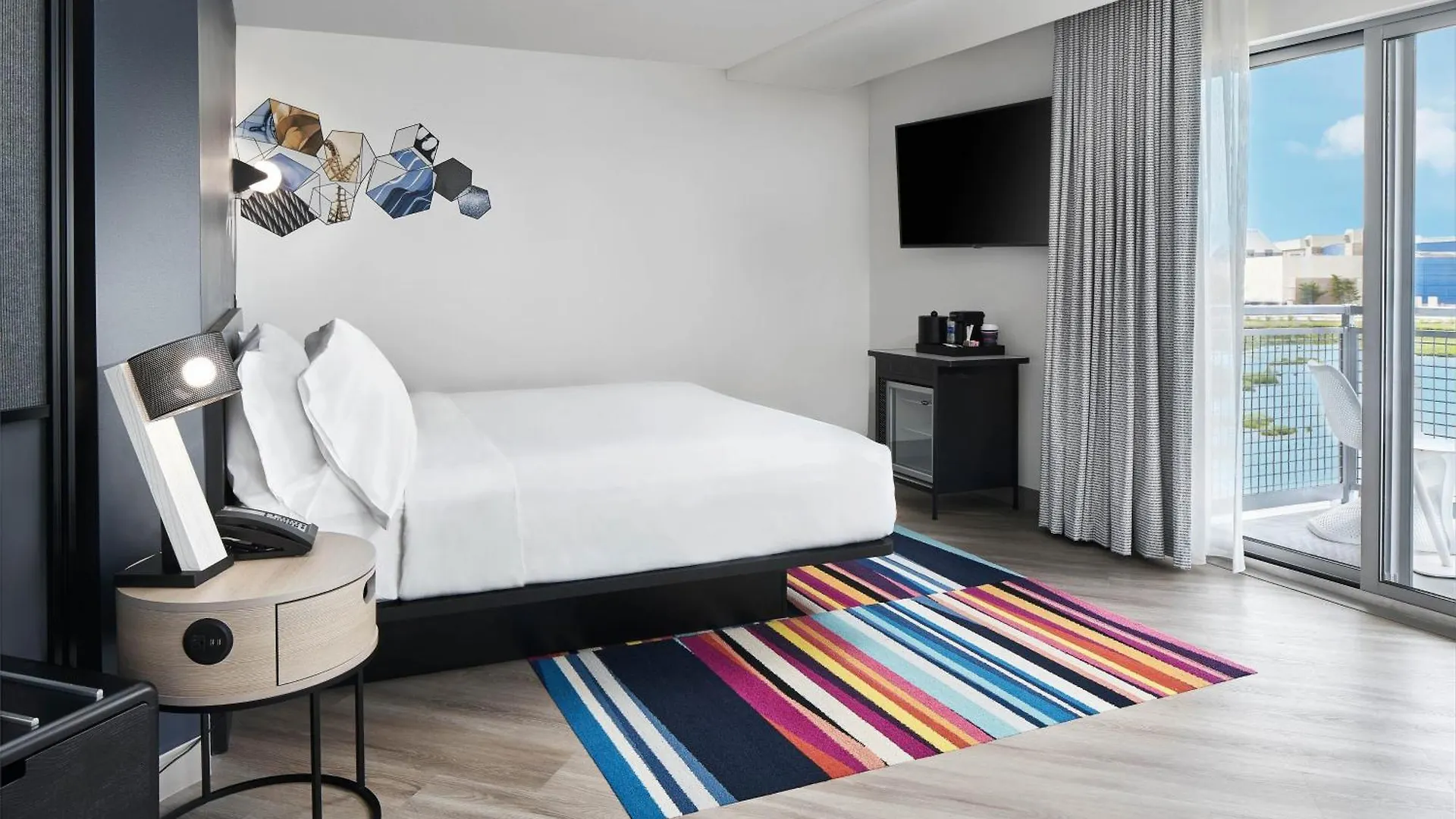 Hotel Aloft Ocean