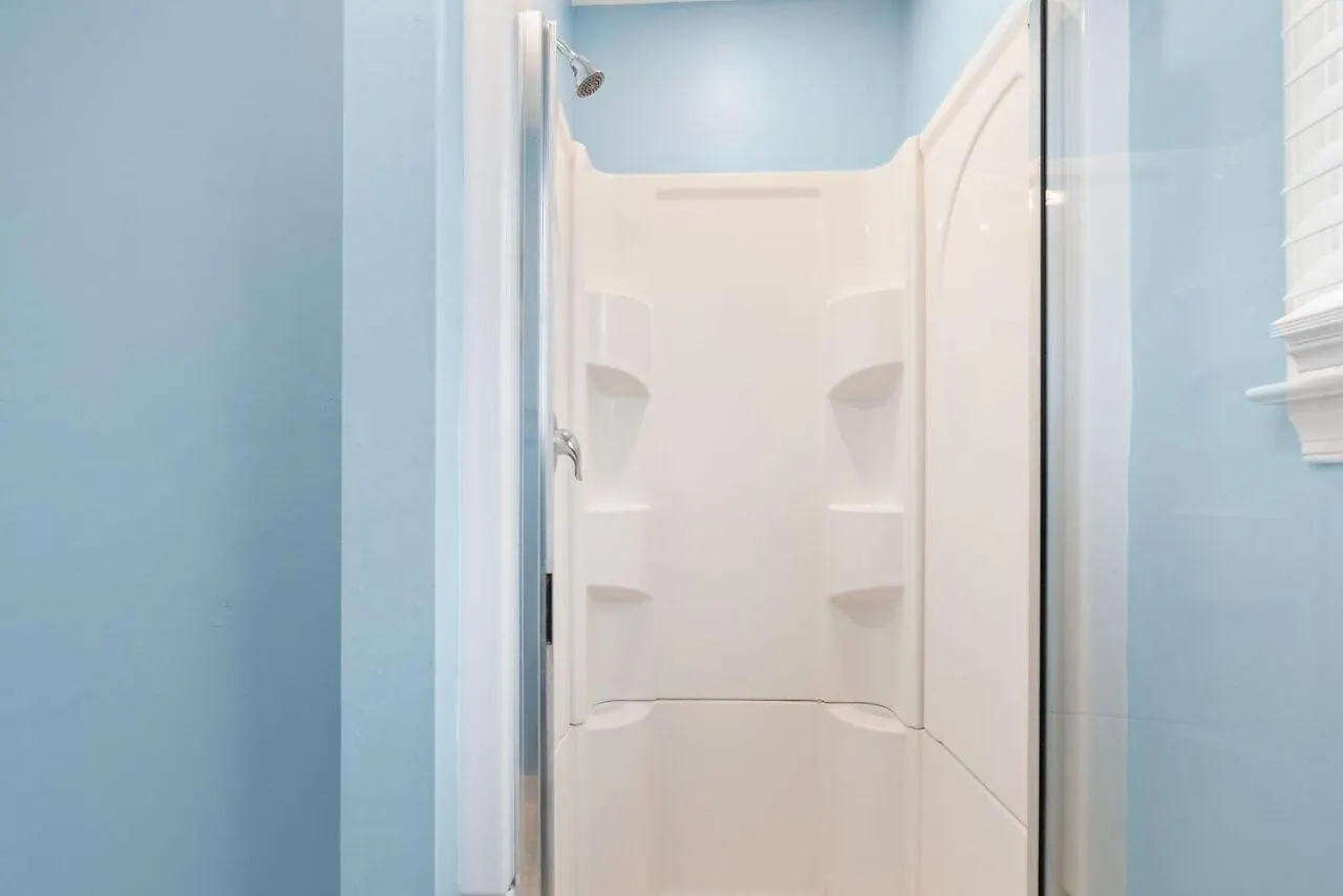 The Barracuda 4 Steps To The 2br Sleeps 6 Apartment Ocean City