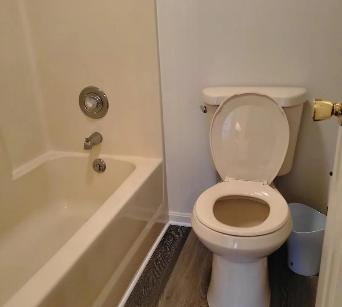 Hidden Harbour 2br 2ba - Bayside With Pool, Steps To And Northside Park! Apartment *