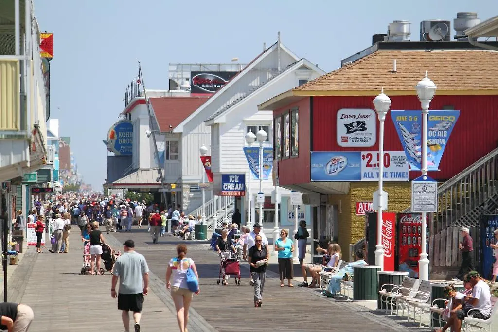 Motel Seabonay Oceanfront 2*