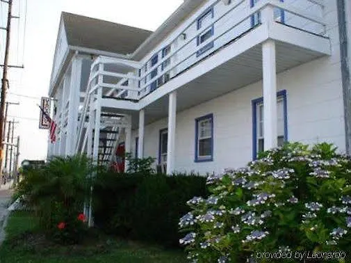 Blue Wave - Ocean Motel 2*