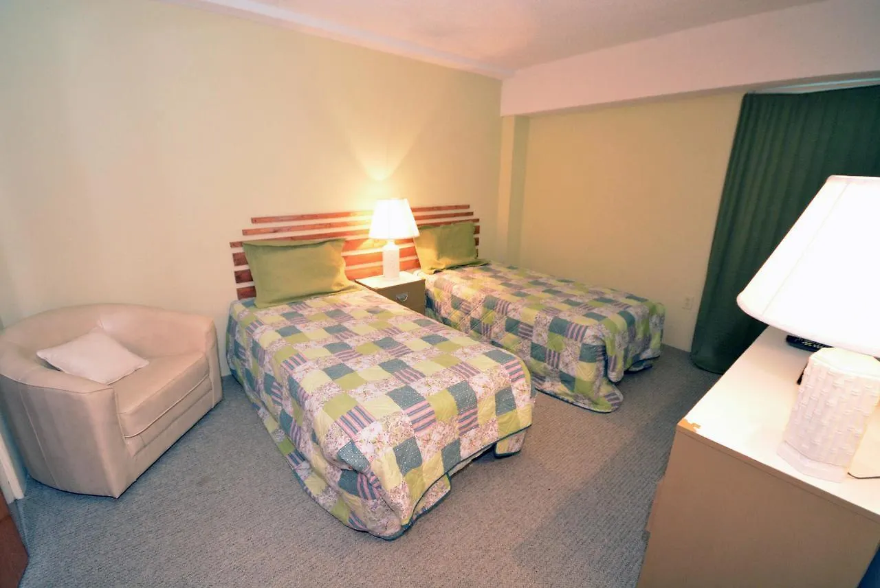 Bluewater East 603 N Apartman *