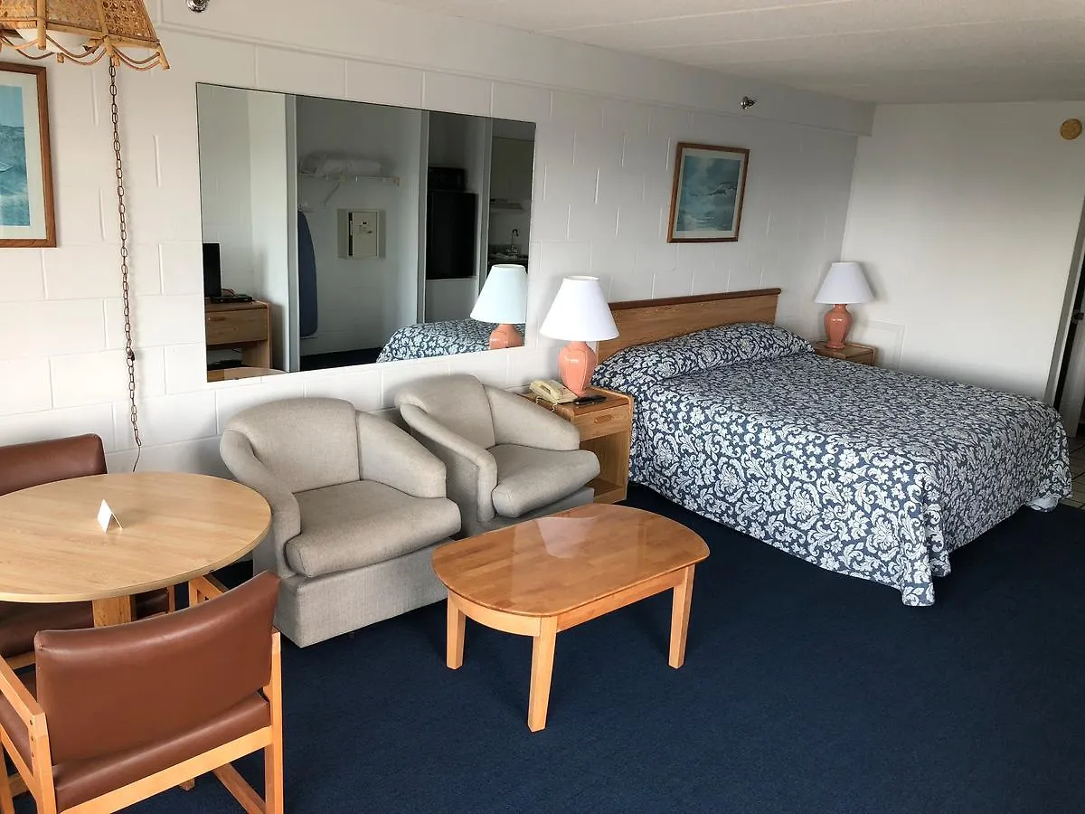 Beachcomber Motel *