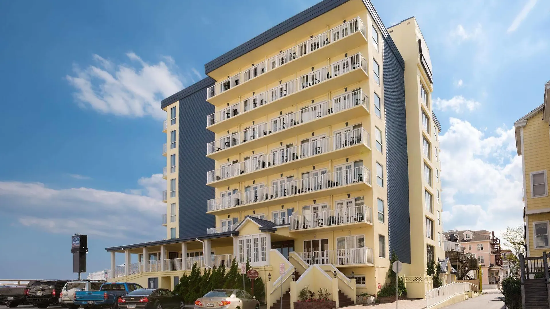 Howard Johnson Plaza By Wyndham Ocean Oceanfront Ocean City