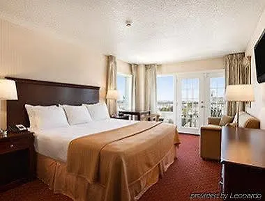 Howard Johnson Plaza By Wyndham Ocean Oceanfront 3* Ocean City