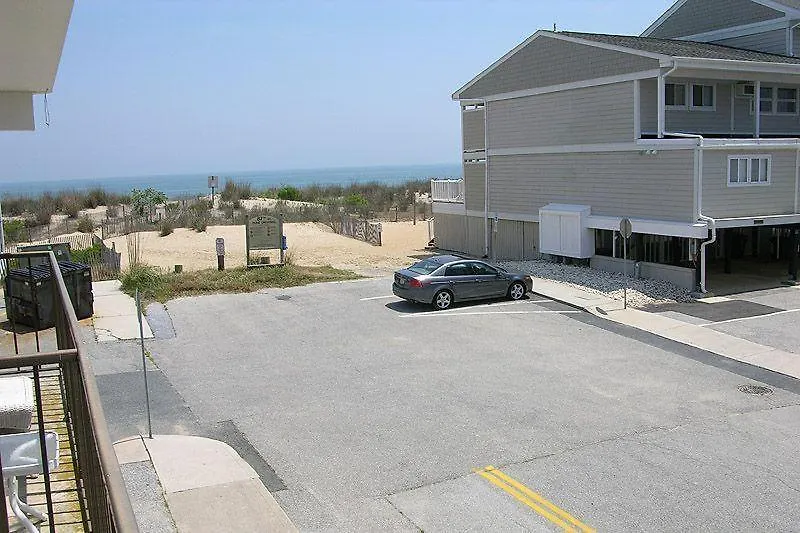 Surf Haven 202 דירה *